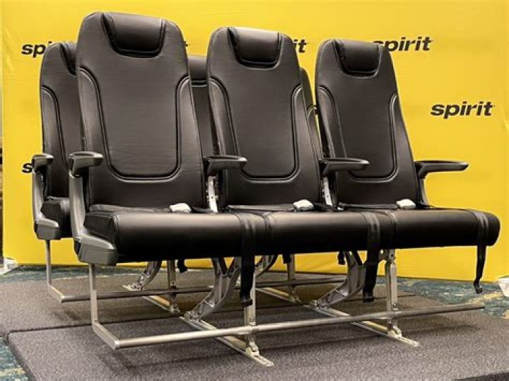 Do exit seats recline on Spirit Airlines?