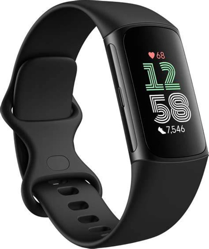Is fitbit ionic better than Apple Watch?