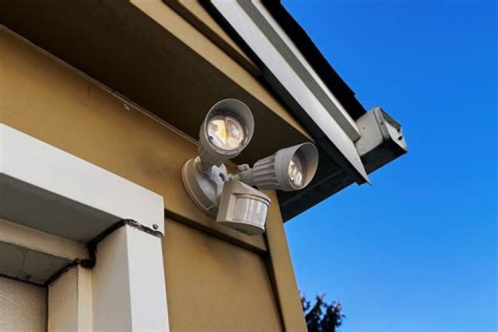What are indoor flood lights used for?